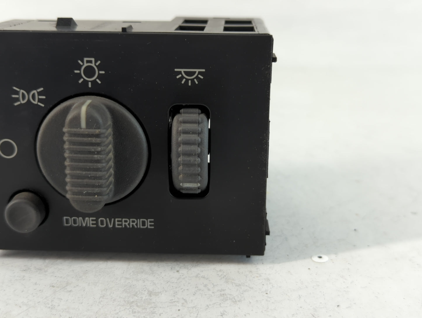 1999 Chevrolet Silverado 1500 Headlight Head Light Switch Lamp Control - Oemusedautoparts1.com