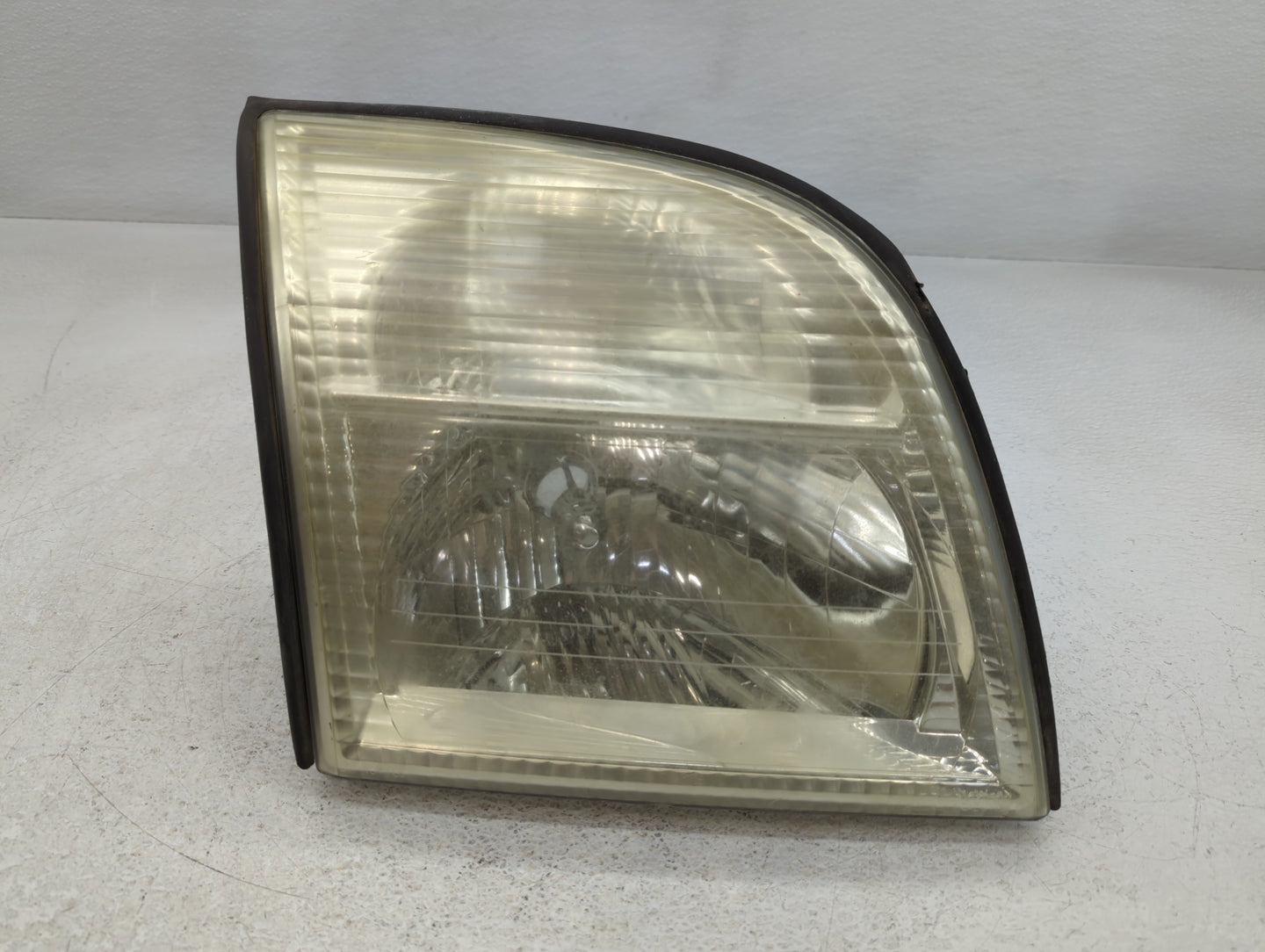 2002 Mercury Mountaineer Passenger Right Oem Head Light Headlight Lamp - Oemusedautoparts1.com