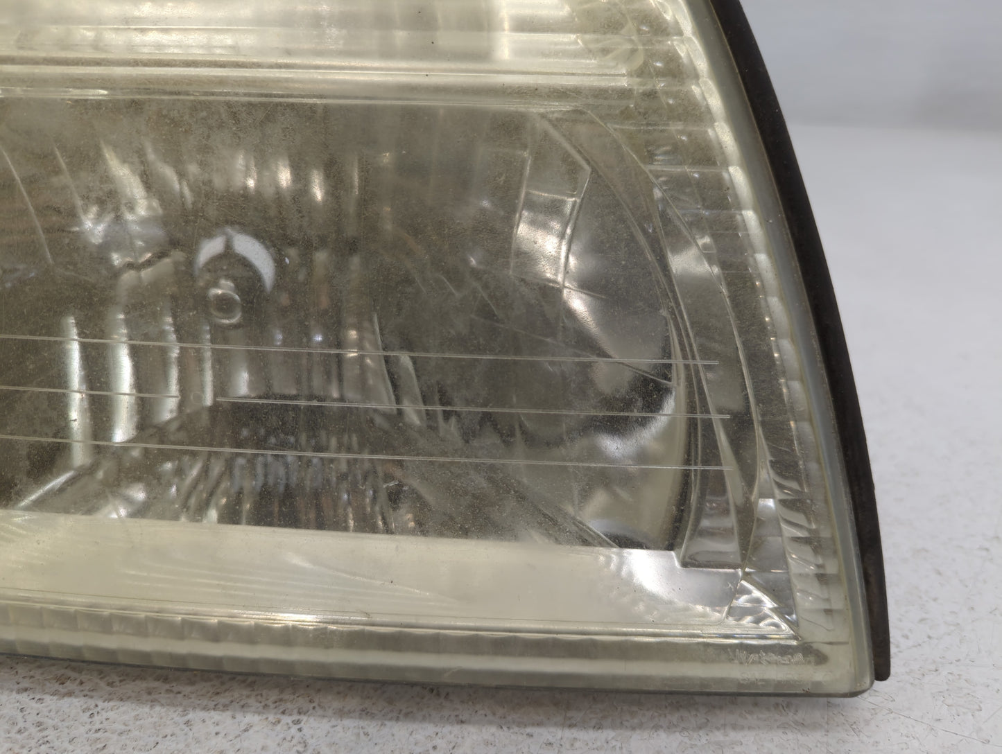 2002 Mercury Mountaineer Passenger Right Oem Head Light Headlight Lamp - Oemusedautoparts1.com