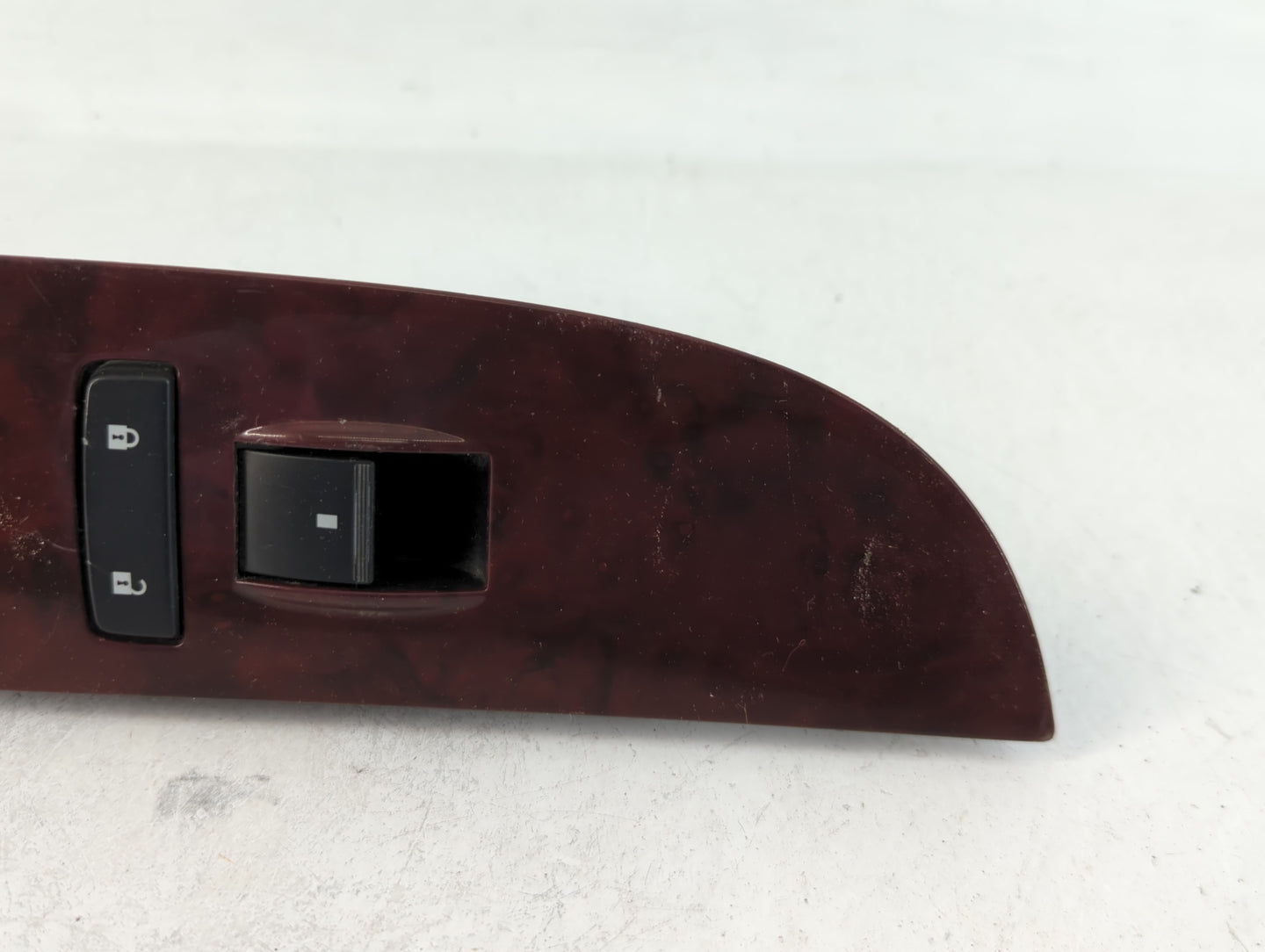 2007-2008 Cadillac Escalade Esv Master Power Window Switch Replacement Driver Side Left P/N:15118559 Fits Fits 2007 2008 OEM Used Auto Parts - Oemusedautoparts1.com