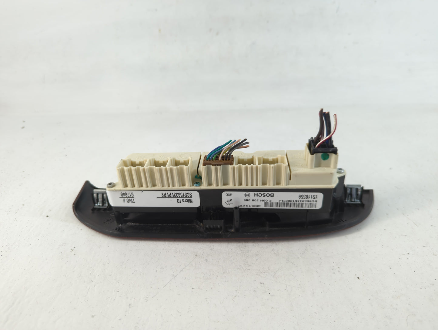 2007-2008 Cadillac Escalade Esv Master Power Window Switch Replacement Driver Side Left P/N:15118559 Fits Fits 2007 2008 OEM Used Auto Parts - Oemusedautoparts1.com