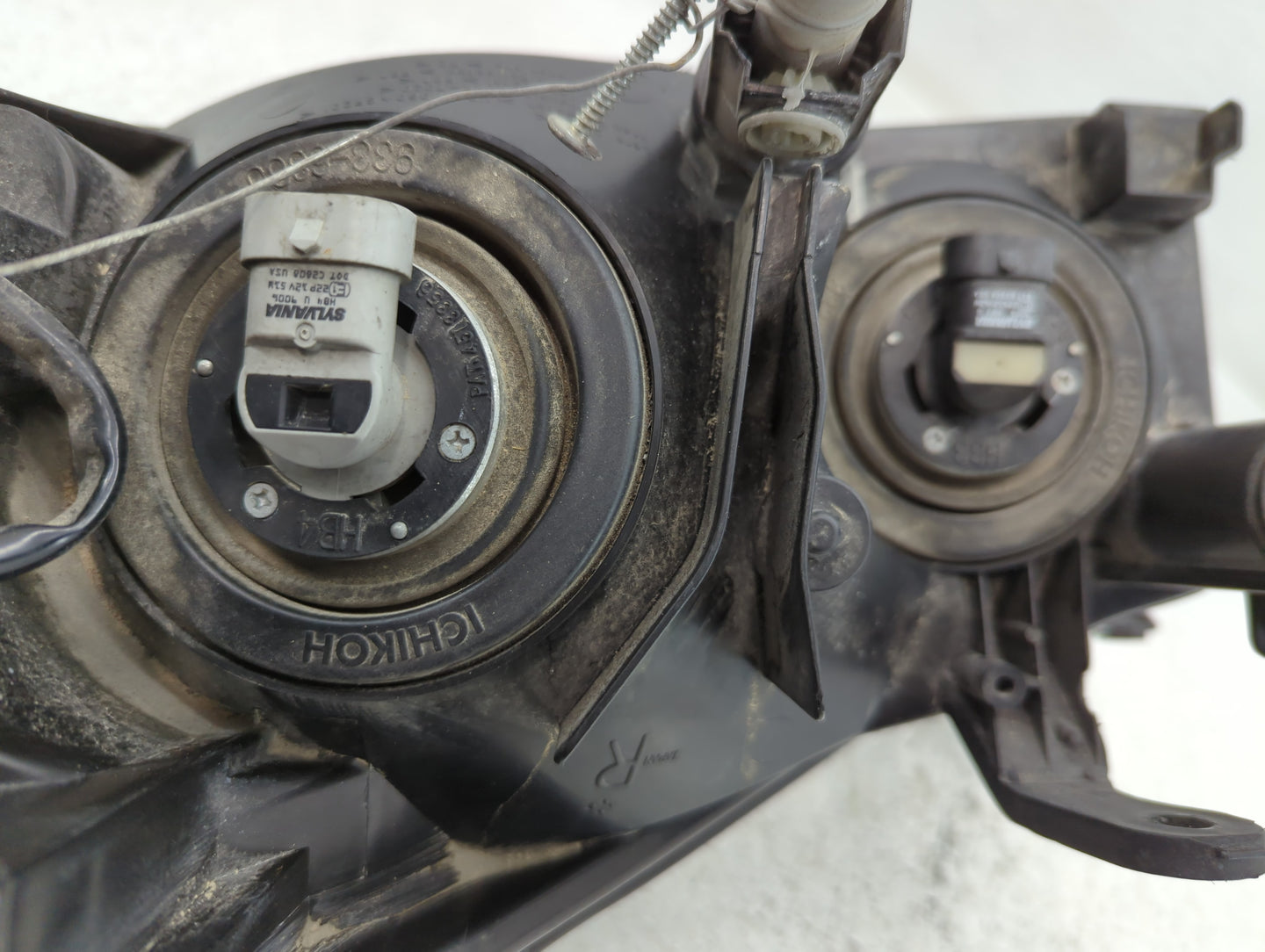 2006-2008 Toyota Rav4 Passenger Right Oem Head Light Headlight Lamp - Oemusedautoparts1.com