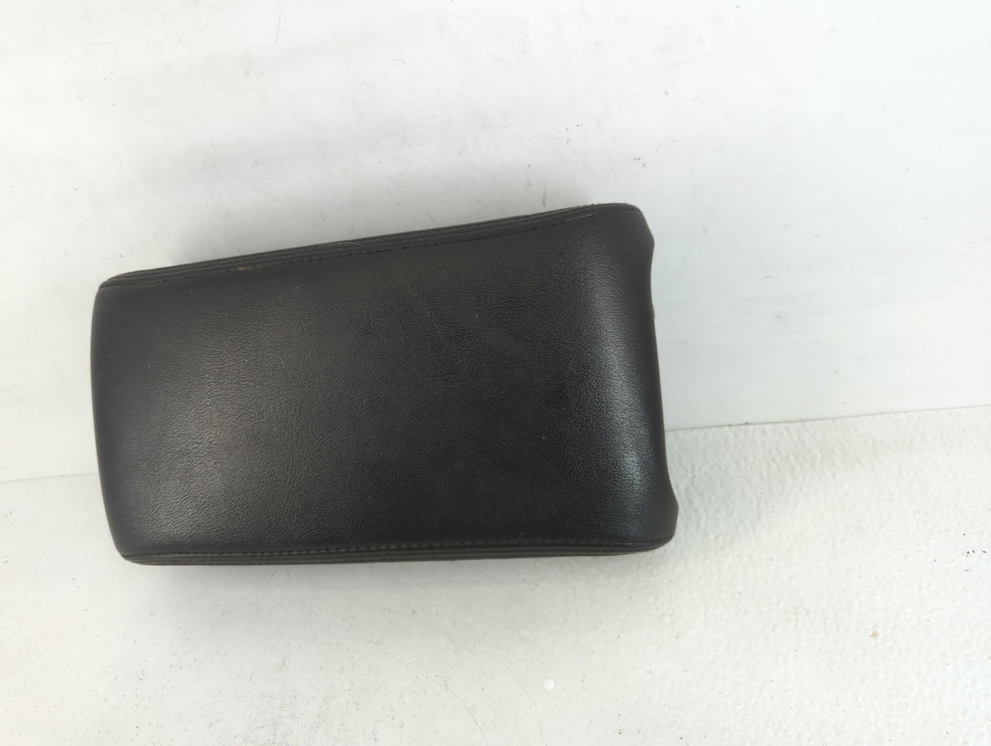 2012 Chevrolet Malibu Center Console Armrest Cover Lid Fits OEM Used Auto Parts - Oemusedautoparts1.com