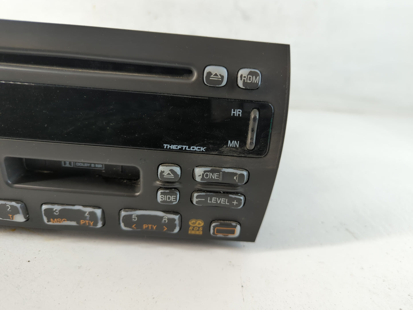 2000-2001 Cadillac Catera Radio AM FM Cd Player Receiver Replacement P/N:16239126 Fits Fits 2000 2001 OEM Used Auto Parts - Oemusedautoparts1.com
