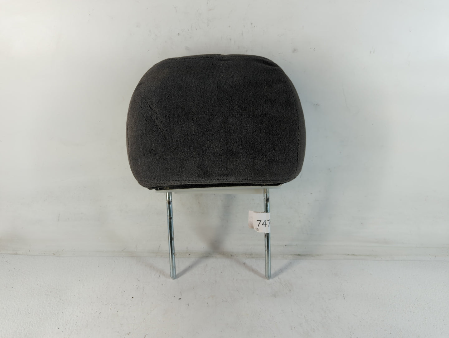 2001 Chevrolet Silverado 1500 Headrest Head Rest Front Driver Passenger Seat Fits OEM Used Auto Parts - Oemusedautoparts1.com