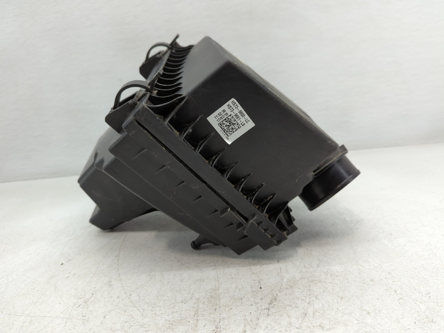 2018 Ford Fusion Air Cleaner Intake-duct Hose Tube - Oemusedautoparts1.com