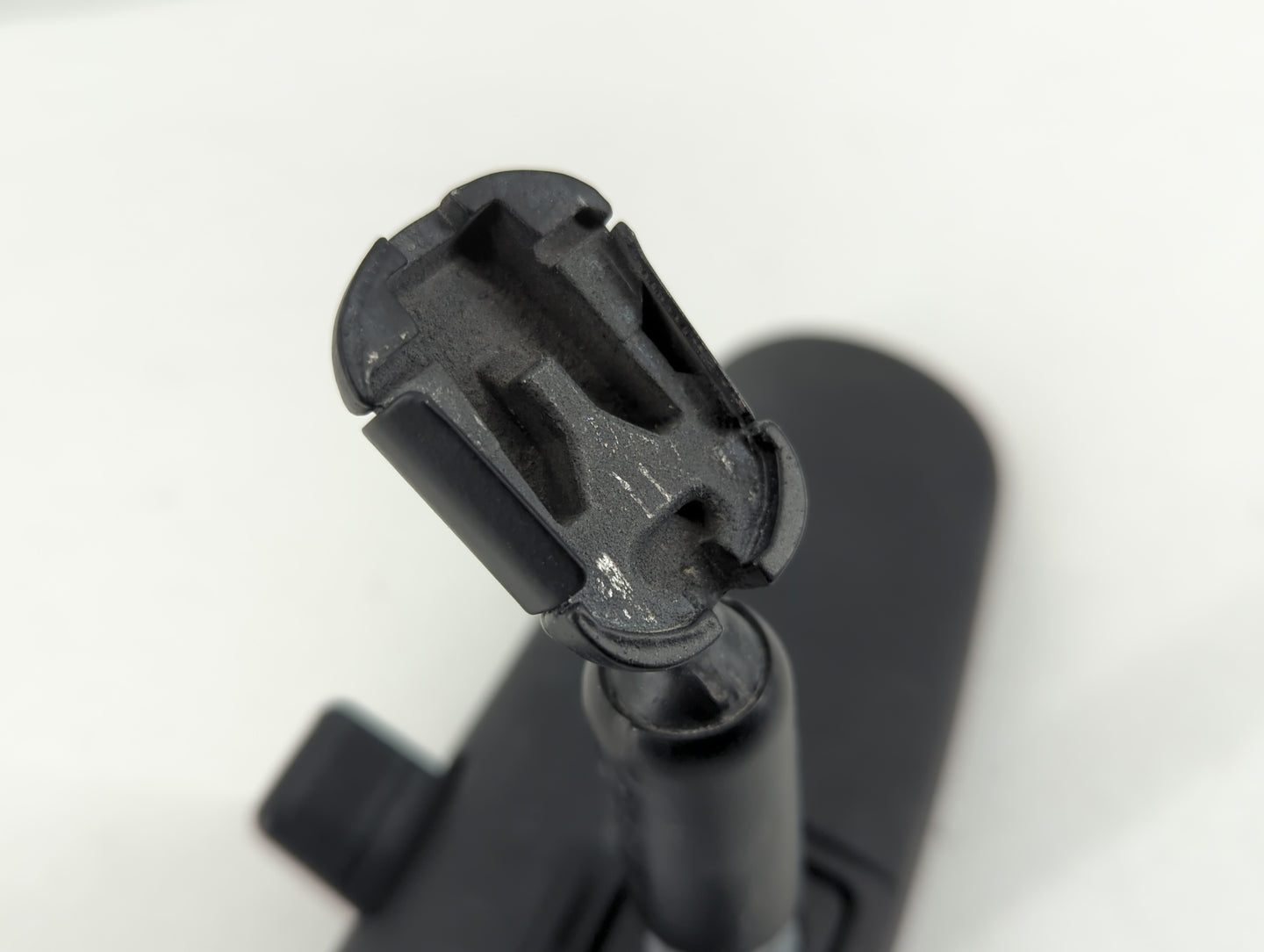 2001-2016 Ford Escape Interior Rear View Mirror Replacement OEM P/N:M-240 IE8011681 Fits OEM Used Auto Parts - Oemusedautoparts1.com