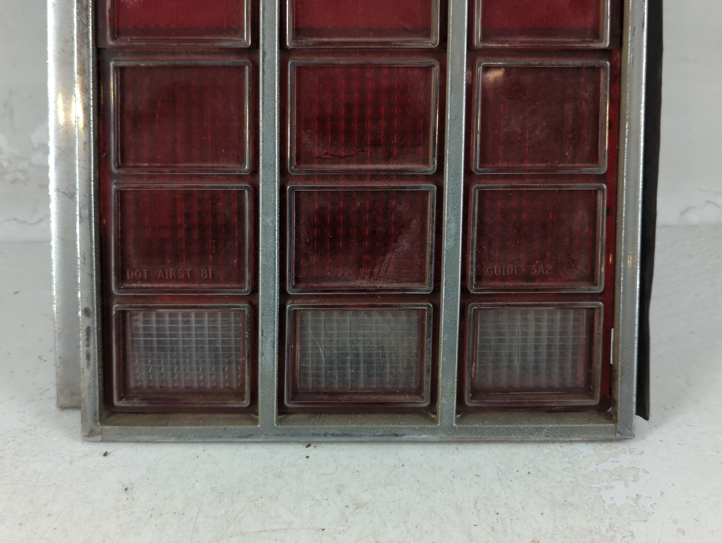 1981 Oldsmobile Cutlass Tail Light Assembly Passenger Right OEM P/N:5937532 5933996 Fits OEM Used Auto Parts - Oemusedautoparts1.com