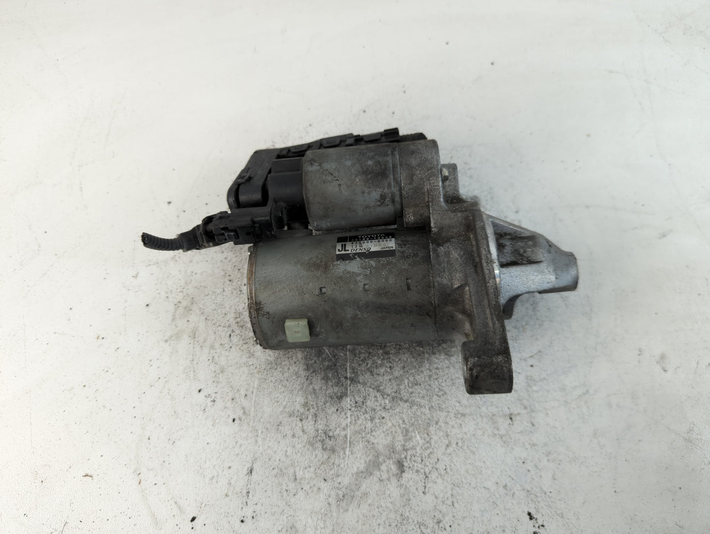 2018-2022 Toyota Camry Car Starter Motor Solenoid OEM P/N:438000-6060 28100-F0060 Fits Fits 2018 2019 2020 2021 2022 OEM Used Auto Parts - Oemusedautoparts1.com