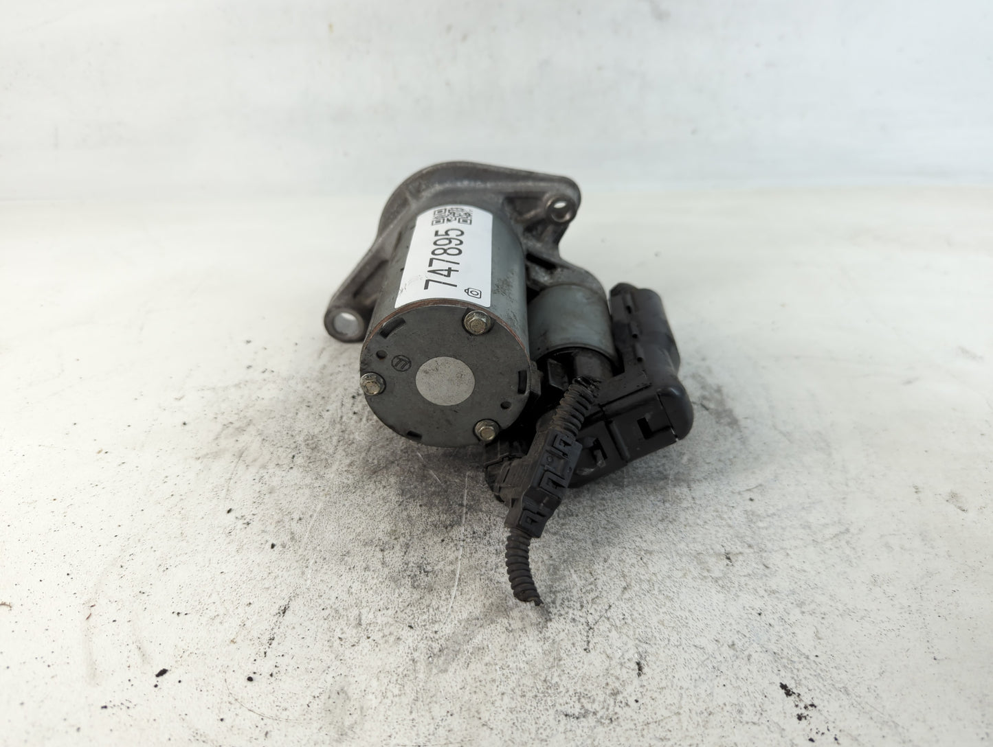 2018-2022 Toyota Camry Car Starter Motor Solenoid OEM P/N:438000-6060 28100-F0060 Fits Fits 2018 2019 2020 2021 2022 OEM Used Auto Parts - Oemusedautoparts1.com