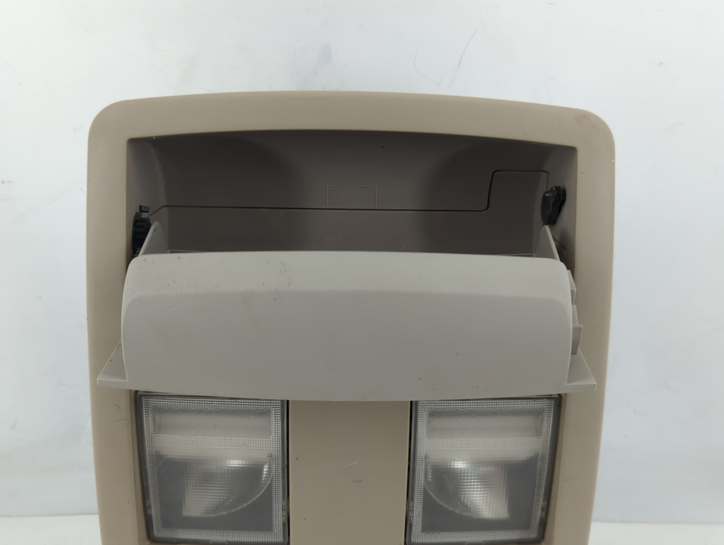 2005 Chrysler 300 Overhead Roof Console - Oemusedautoparts1.com