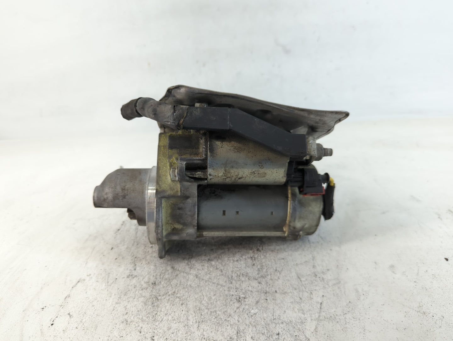 2018-2020 Buick Enclave Car Starter Motor Solenoid OEM P/N:TN438000-2140 Fits Fits 2016 2017 2018 2019 2020 2021 2022 OEM Used Auto Parts - Oemusedautoparts1.com