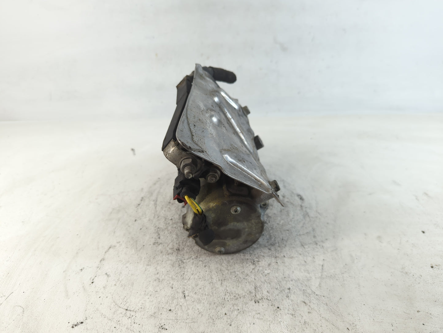 2018-2020 Buick Enclave Car Starter Motor Solenoid OEM P/N:TN438000-2140 Fits Fits 2016 2017 2018 2019 2020 2021 2022 OEM Used Auto Parts - Oemusedautoparts1.com