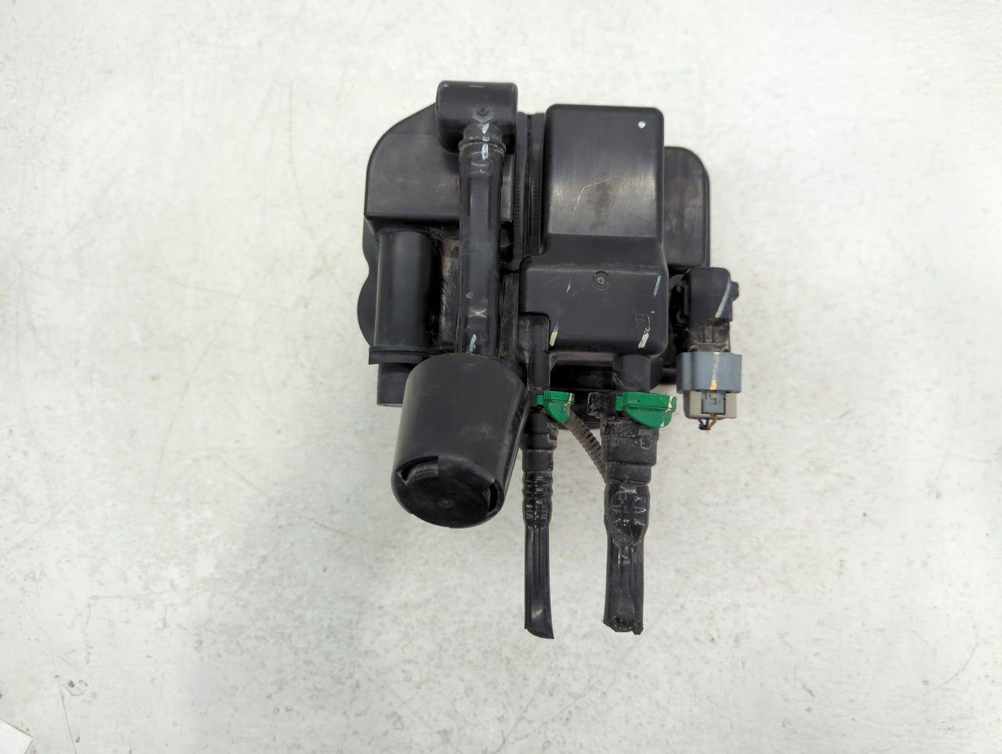 2021 Chevrolet Trax Fuel Vapor Charcoal Canister - Oemusedautoparts1.com