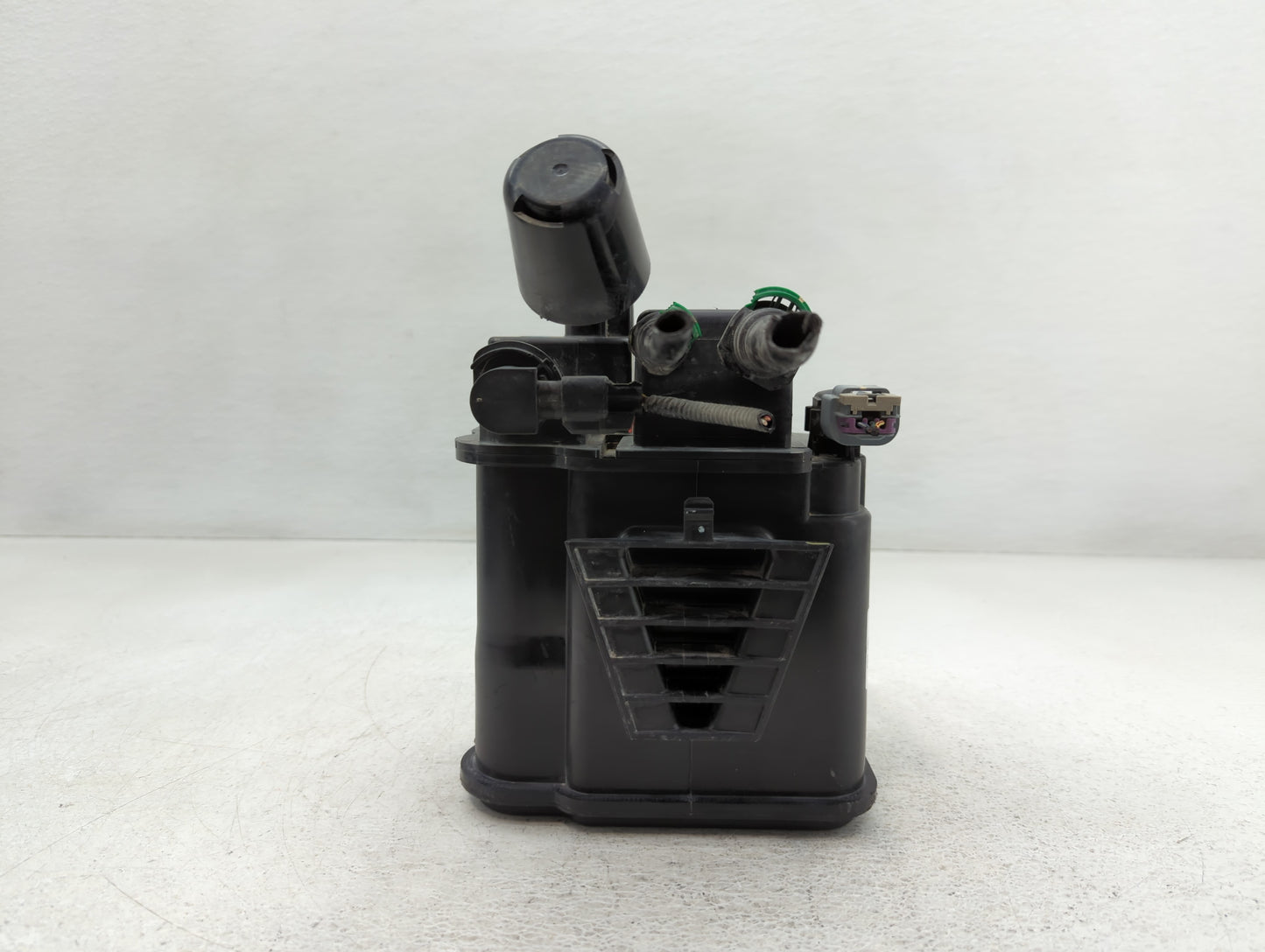 2021 Chevrolet Trax Fuel Vapor Charcoal Canister - Oemusedautoparts1.com