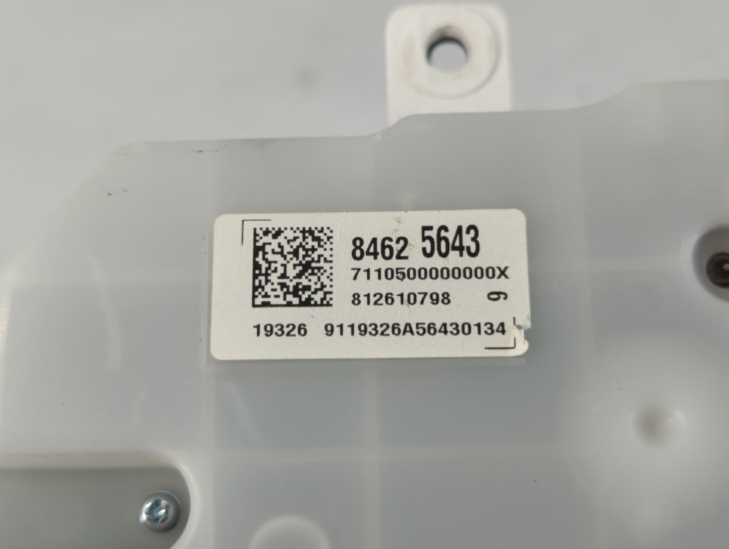 2019-2022 Chevrolet Equinox Instrument Cluster Speedometer Gauges P/N:84625643 Fits Fits 2019 2020 2021 2022 OEM Used Auto Parts - Oemusedautoparts1.com