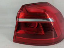 2016 Volkswagen Passat Tail Light Assembly Passenger Right OEM P/N:561.945.096.N Fits OEM Used Auto Parts