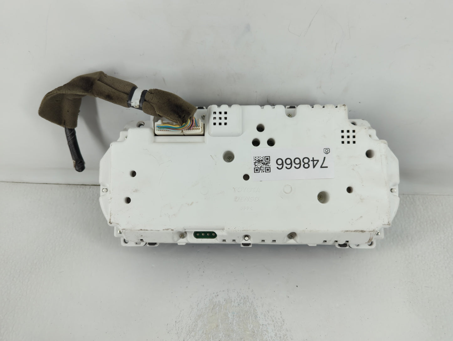 2008 Lexus Rx350 Instrument Cluster Speedometer Gauges P/N:83800-0E092-00 92L2197115 Fits OEM Used Auto Parts - Oemusedautoparts1.com