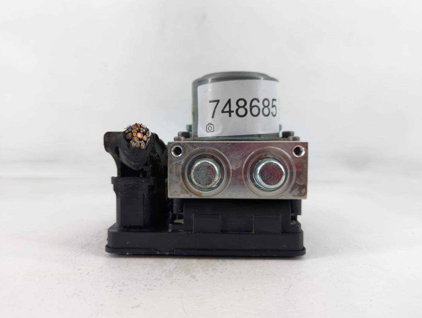 2019-2022 Chevrolet Traverse ABS Pump Control Module Replacement P/N:84503309 Fits Fits 2019 2020 2021 2022 OEM Used Auto Parts - Oemusedautoparts1.com
