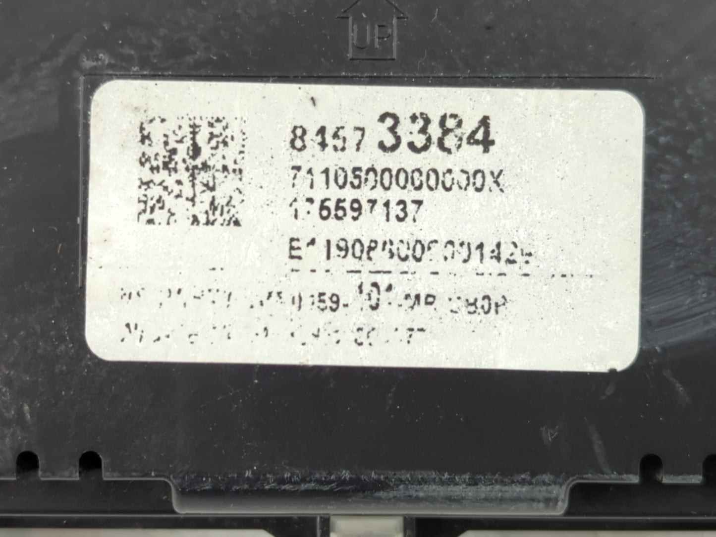 2019 Chevrolet Traverse Instrument Cluster Speedometer Gauges P/N:84573384 Fits OEM Used Auto Parts - Oemusedautoparts1.com