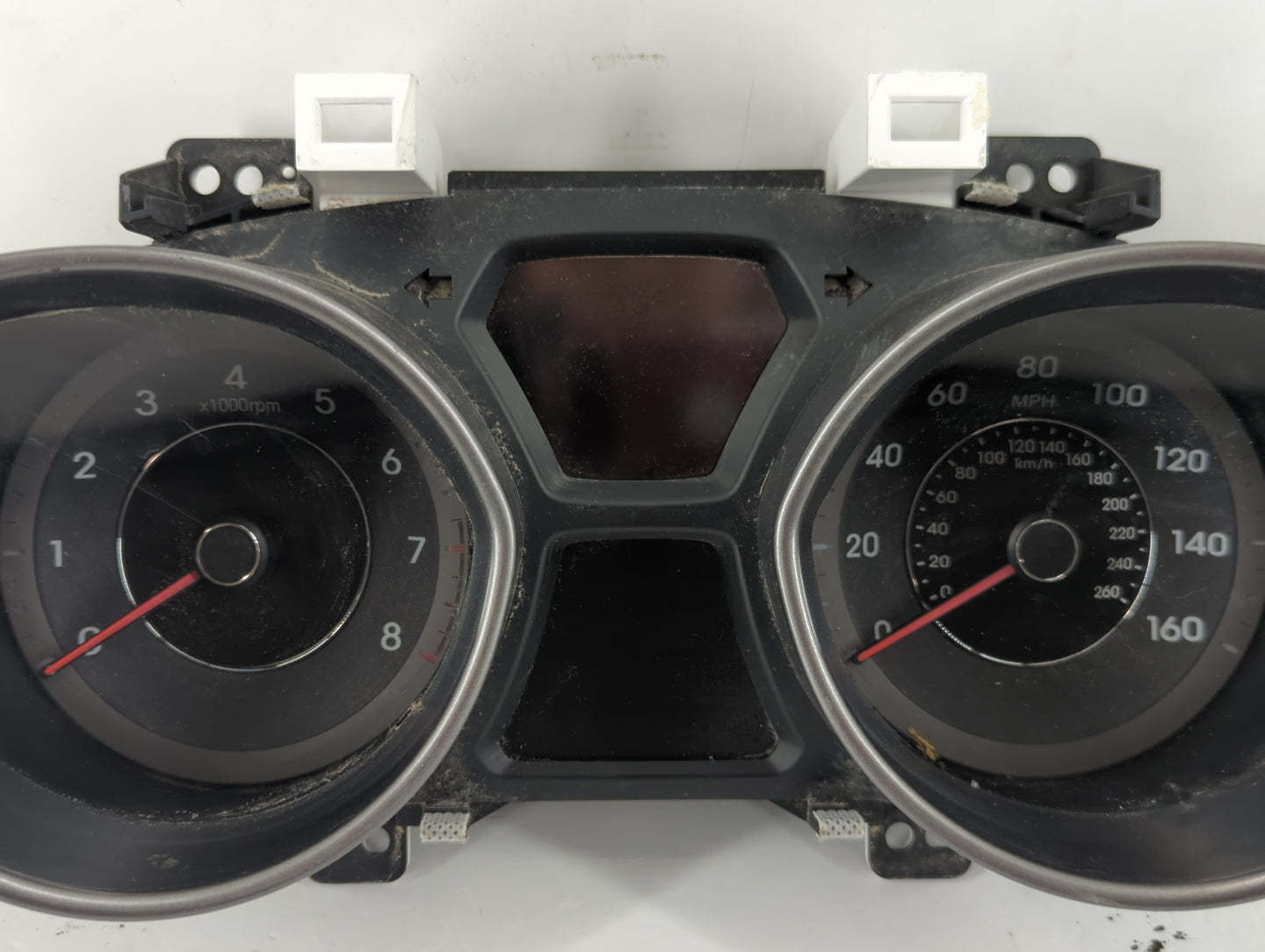 2016-2017 Hyundai Elantra Instrument Cluster Speedometer Gauges P/N:94004-3Y010 Fits Fits 2016 2017 OEM Used Auto Parts - Oemusedautoparts1.com