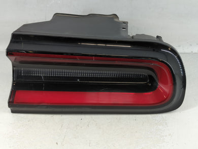 2015-2022 Dodge Challenger Tail Light Assembly Passenger Right OEM P/N:68174068-AF 00 186001-120000 Fits OEM Used Auto Parts