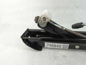 2014 Mercedes-benz E350 Spare Scissor Car Jack