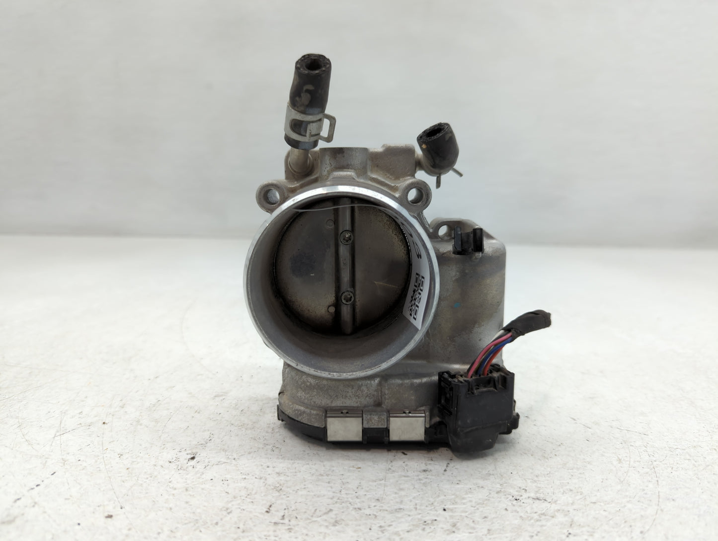 2015-2019 Hyundai Sonata Throttle Body P/N:35100-2G600 Fits Fits 2015 2016 2017 2018 2019 2020 2021 OEM Used Auto Parts - Oemusedautoparts1.com