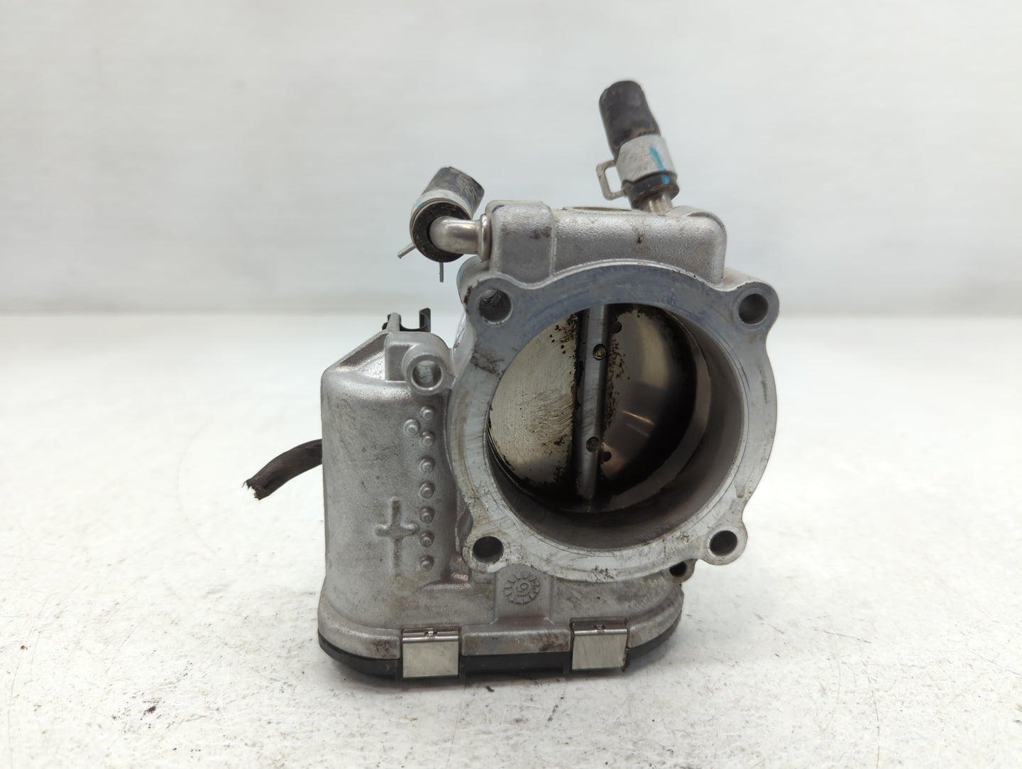 2015-2019 Hyundai Sonata Throttle Body P/N:35100-2G600 Fits Fits 2015 2016 2017 2018 2019 2020 2021 OEM Used Auto Parts - Oemusedautoparts1.com