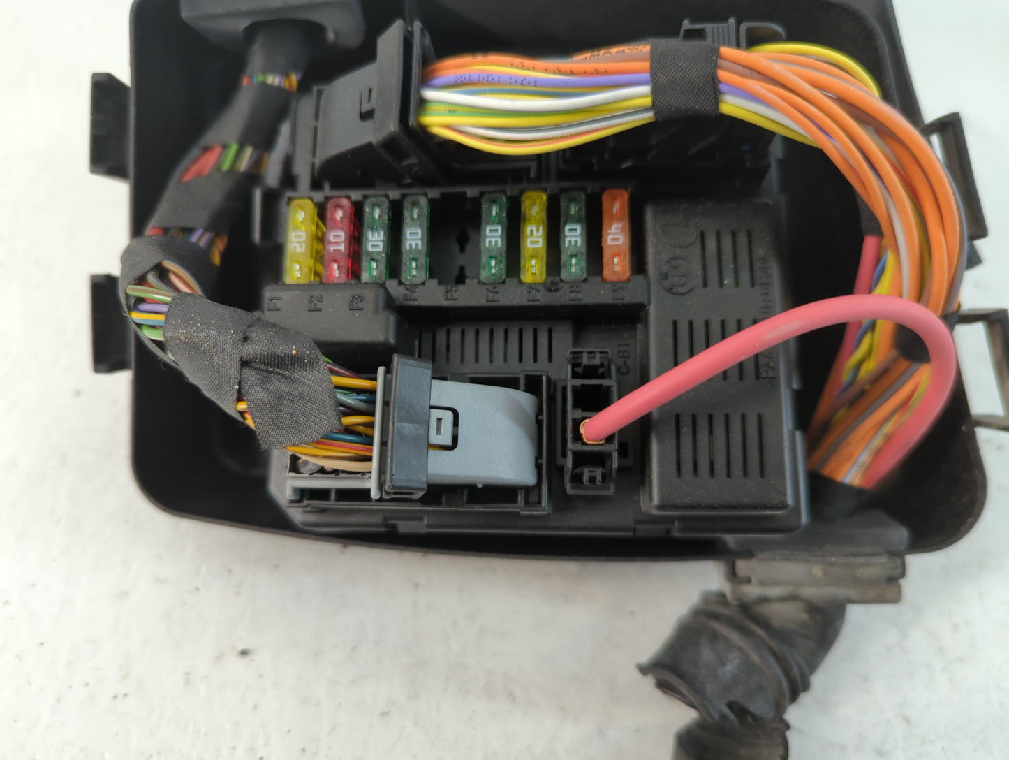 2007 Bmw Z4 Fusebox Fuse Box Panel Relay Module P/N:586509 -10 1290 7533283-1 Fits OEM Used Auto Parts - Oemusedautoparts1.com