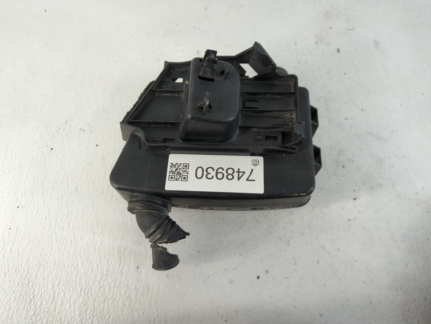 2007 Bmw Z4 Fusebox Fuse Box Panel Relay Module P/N:586509 -10 1290 7533283-1 Fits OEM Used Auto Parts - Oemusedautoparts1.com