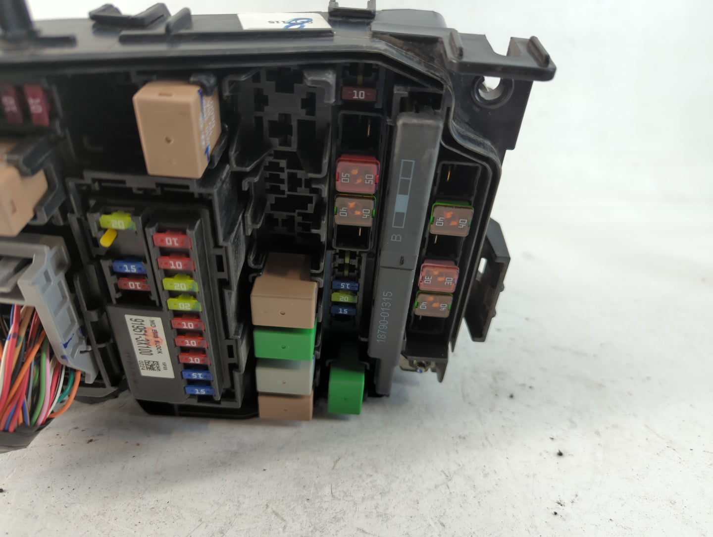 2014-2016 Hyundai Elantra Fusebox Fuse Box Panel Relay Module P/N:VS912013Y060UA Fits Fits 2014 2015 2016 OEM Used Auto Parts - Oemusedautoparts1.com
