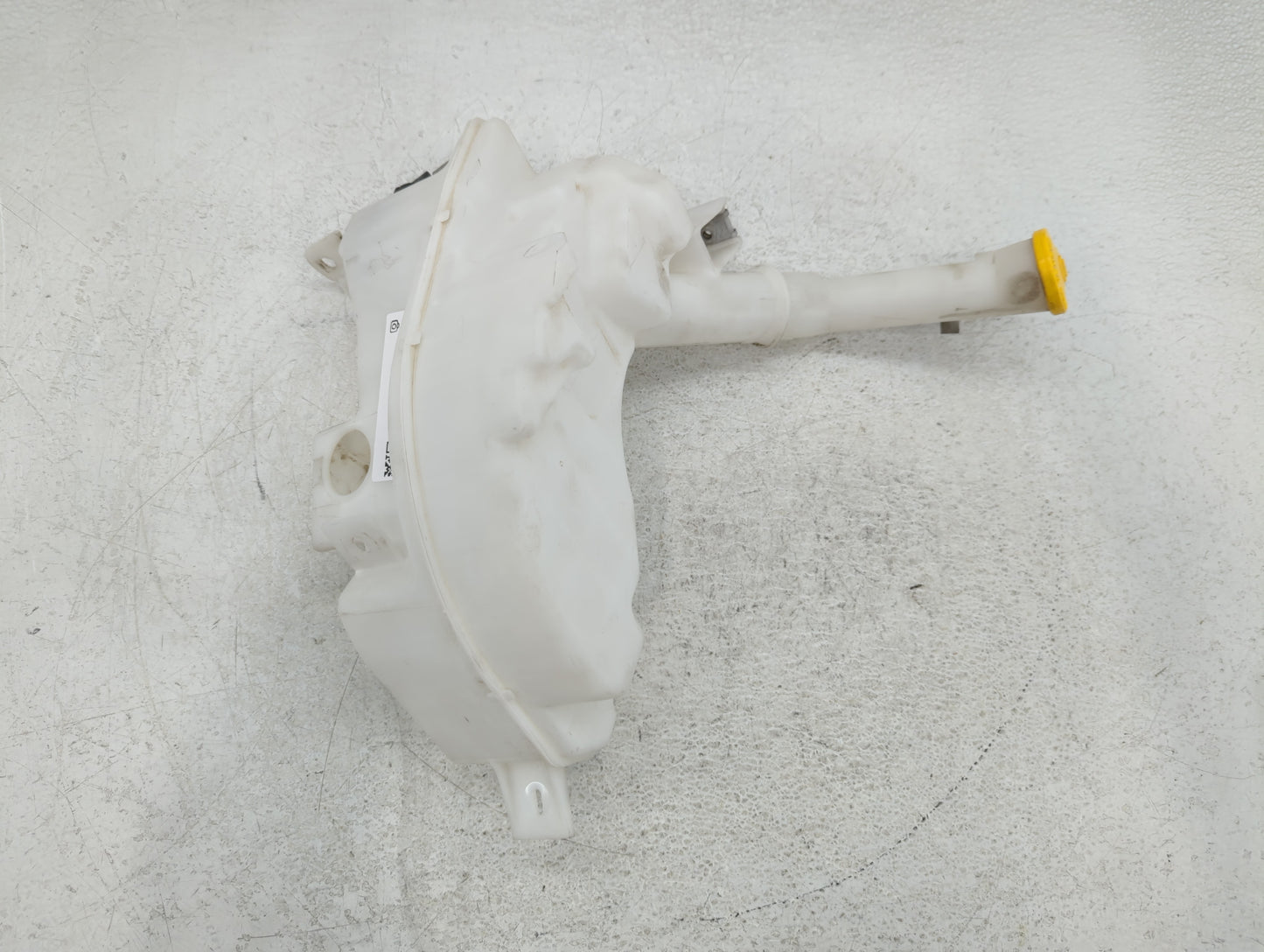 2006-2010 Mazda 5 Windshield Washer Fluid Reservoir Bottle Oem - Oemusedautoparts1.com