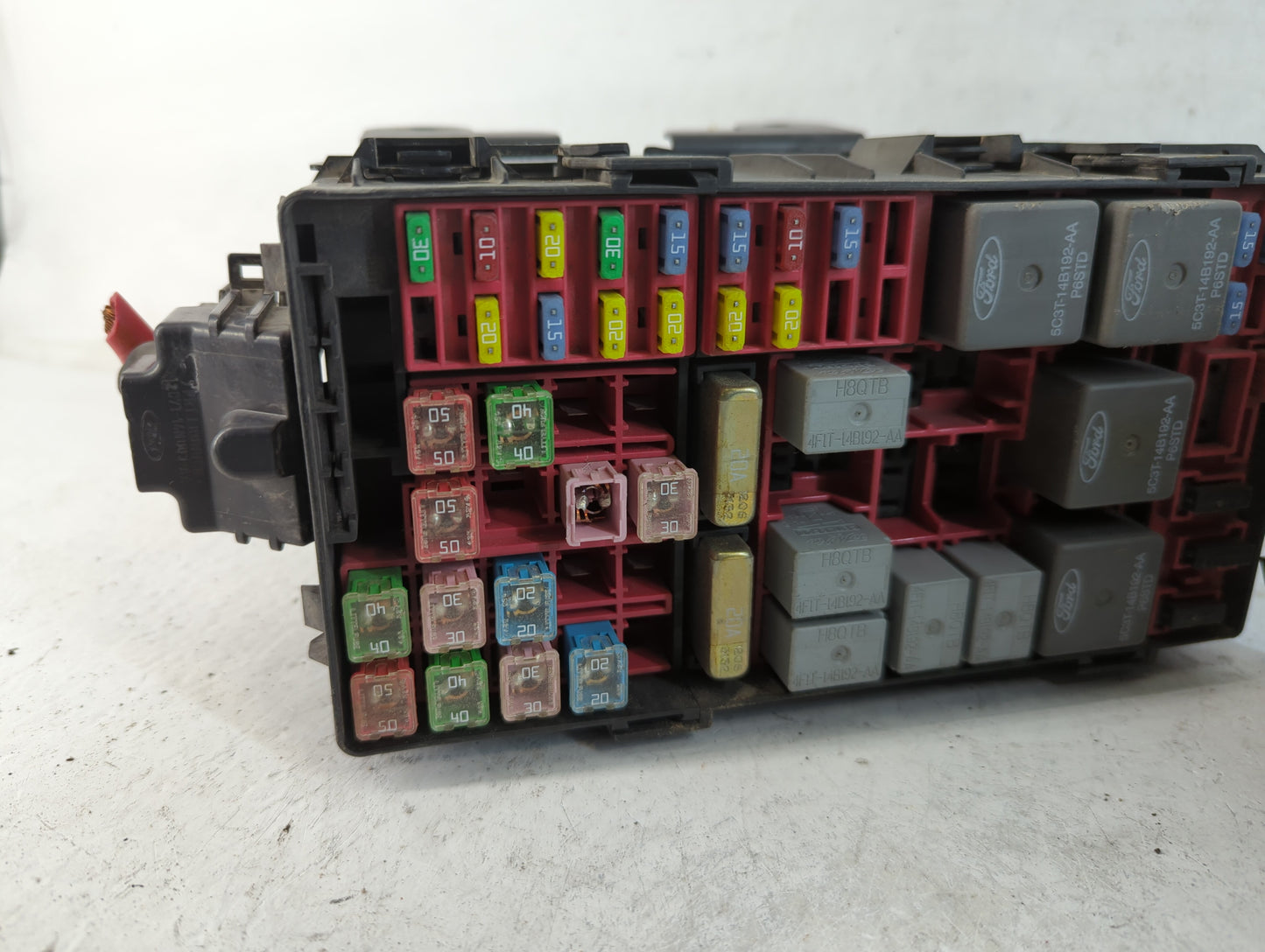 2004-2011 Lincoln Town Car Fusebox Fuse Box Panel Relay Module P/N:234 4176 Fits Fits 2004 2005 2006 2007 2008 2009 2010 2011 OEM Used Auto Parts - Oemusedautoparts1.com