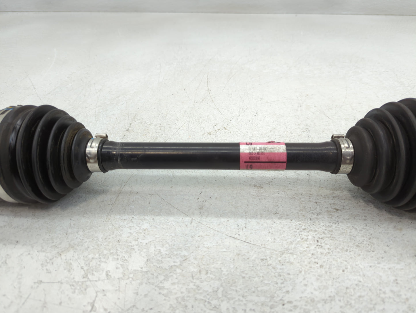 2016-2018 Hyundai Tucson Axle Shaft Front Driver Cv C/v - Oemusedautoparts1.com