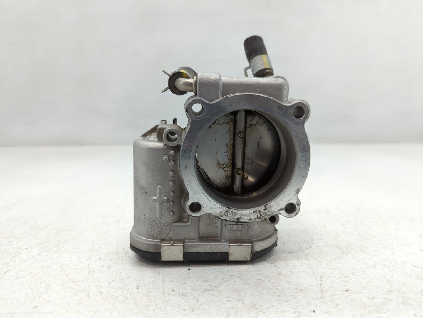 2015-2019 Hyundai Sonata Throttle Body P/N:35100-2G600 Fits Fits 2015 2016 2017 2018 2019 2020 2021 OEM Used Auto Parts - Oemusedautoparts1.com