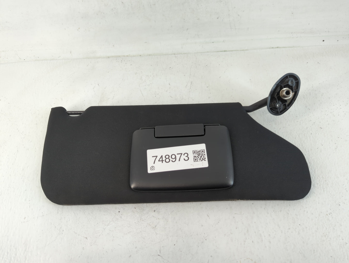 2011-2014 Chrysler 200 Sun Visor Shade Replacement Passenger Right Mirror Fits Fits 2011 2012 2013 2014 OEM Used Auto Parts - Oemusedautoparts1.com