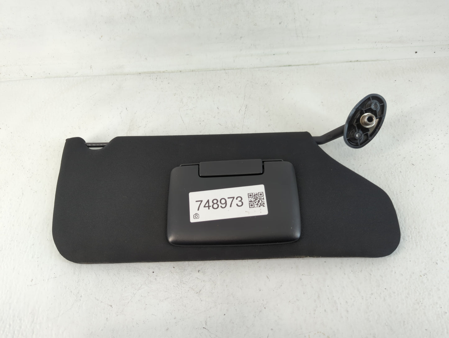 2011-2014 Chrysler 200 Sun Visor Shade Replacement Passenger Right Mirror Fits Fits 2011 2012 2013 2014 OEM Used Auto Parts - Oemusedautoparts1.com