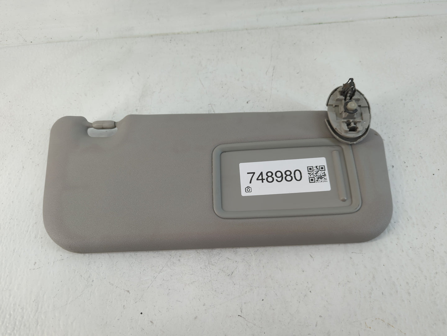 2009-2013 Toyota Corolla Sun Visor Shade Replacement Passenger Right Mirror Fits Fits 2009 2010 2011 2012 2013 OEM Used Auto Parts - Oemusedautoparts1.com