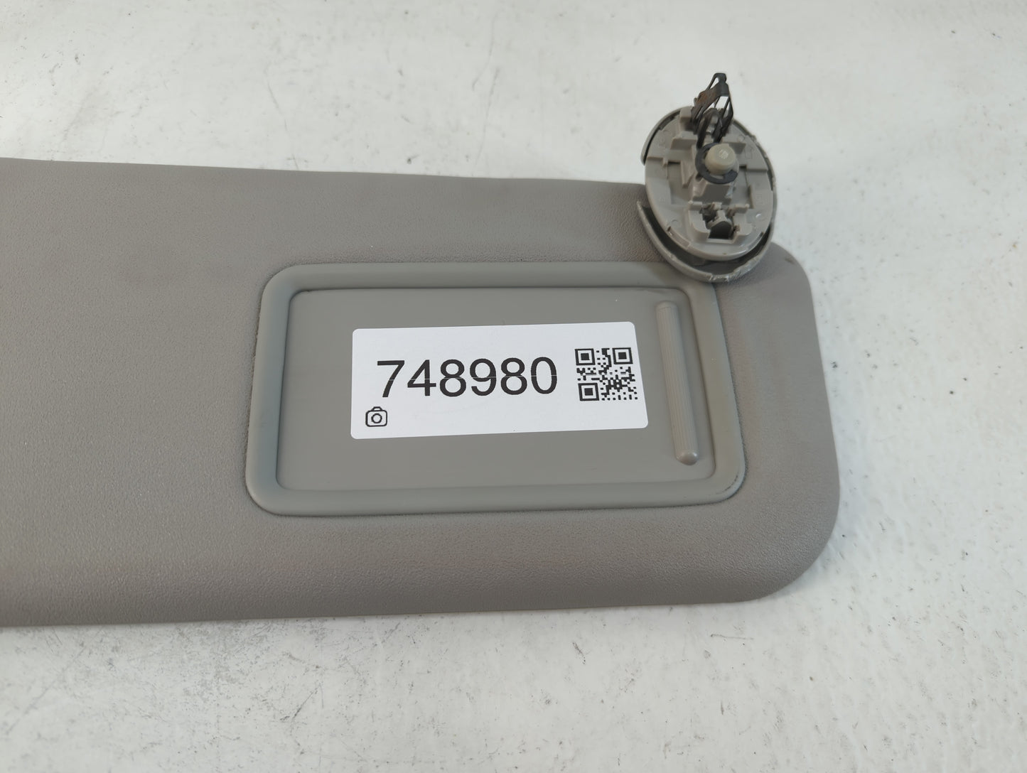 2009-2013 Toyota Corolla Sun Visor Shade Replacement Passenger Right Mirror Fits Fits 2009 2010 2011 2012 2013 OEM Used Auto Parts - Oemusedautoparts1.com