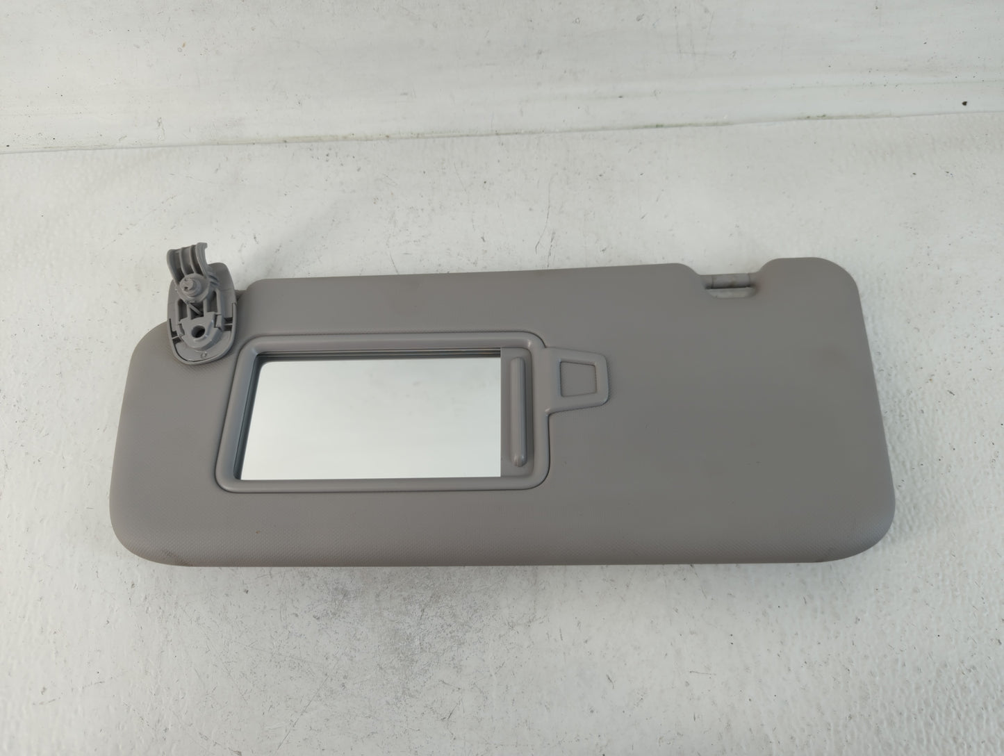 2022 Hyundai Kona Sun Visor Shade Replacement Driver Left Mirror Fits OEM Used Auto Parts - Oemusedautoparts1.com