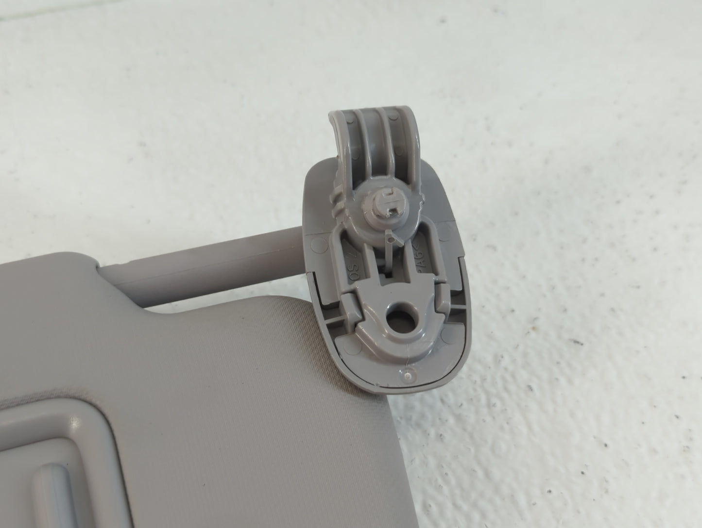 2022 Hyundai Kona Sun Visor Shade Replacement Passenger Right Mirror Fits OEM Used Auto Parts - Oemusedautoparts1.com