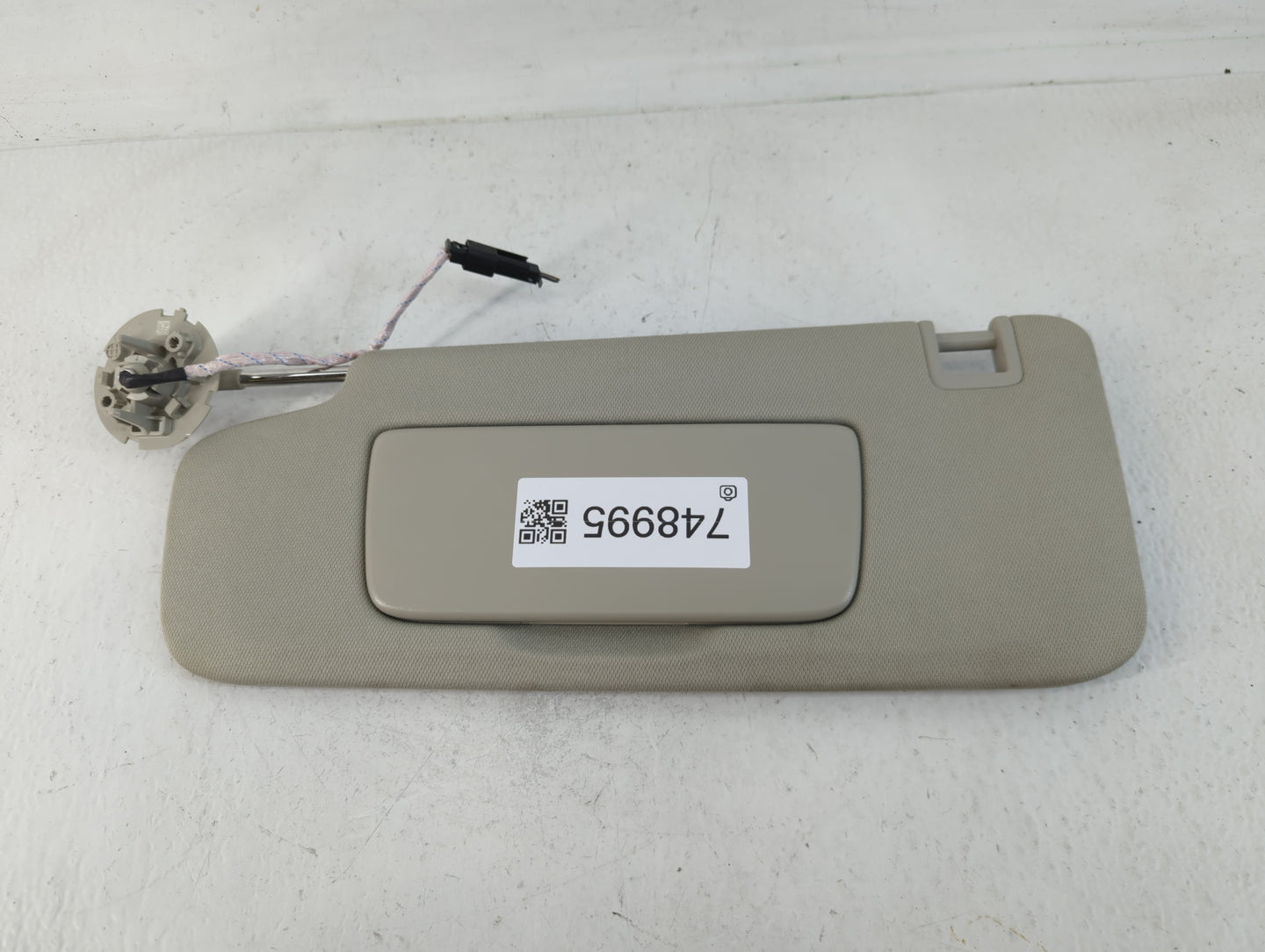 2022 Gmc Terrain Sun Visor Shade Replacement Passenger Right Mirror Fits OEM Used Auto Parts - Oemusedautoparts1.com