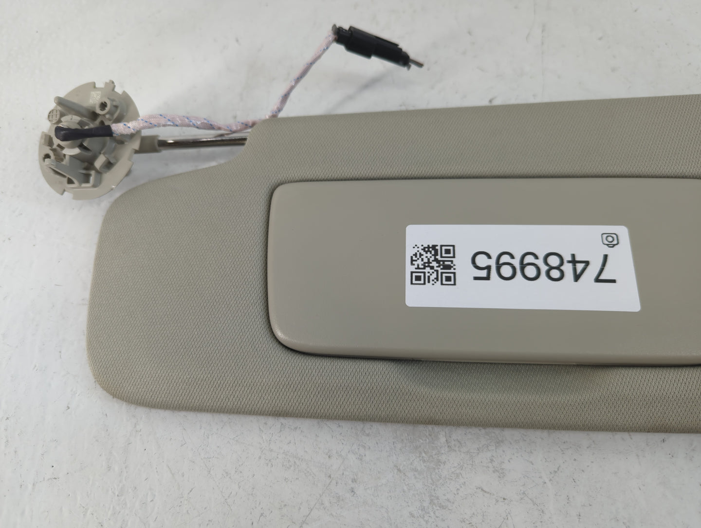 2022 Gmc Terrain Sun Visor Shade Replacement Passenger Right Mirror Fits OEM Used Auto Parts - Oemusedautoparts1.com