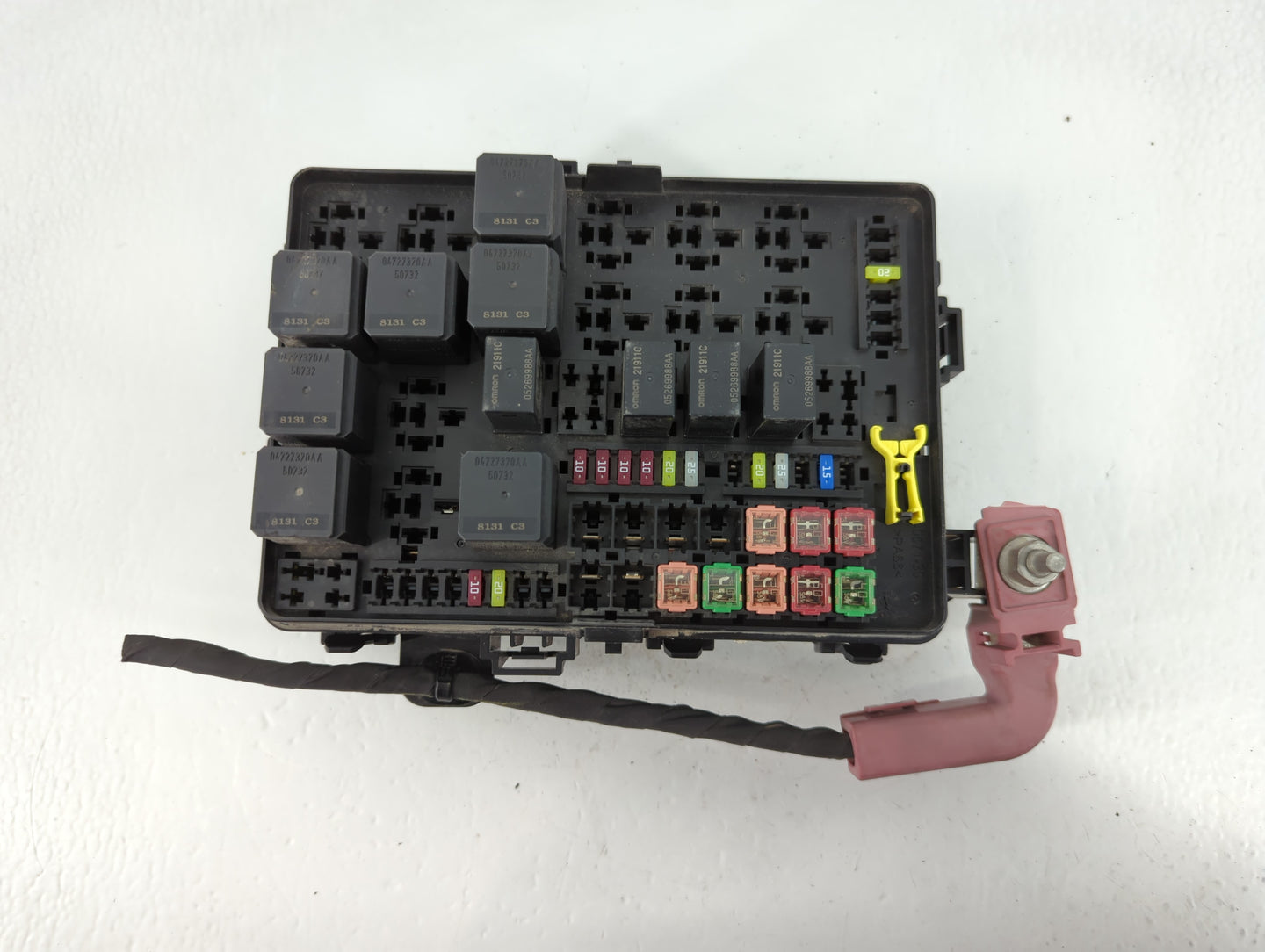 2019 Dodge Charger Fusebox Fuse Box Panel Relay Module P/N:7171-5455-30 Fits OEM Used Auto Parts - Oemusedautoparts1.com