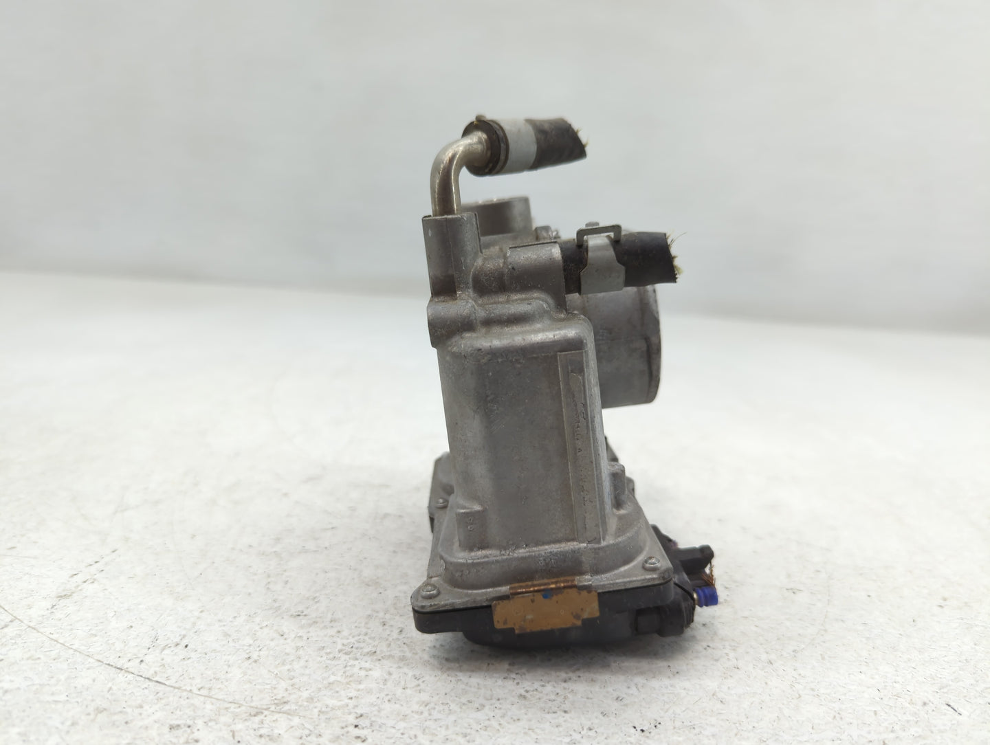 2012-2019 Nissan Versa Throttle Body P/N:3AA50-02 D Fits Fits 2012 2013 2014 2015 2016 2017 2018 2019 OEM Used Auto Parts - Oemusedautoparts1.com