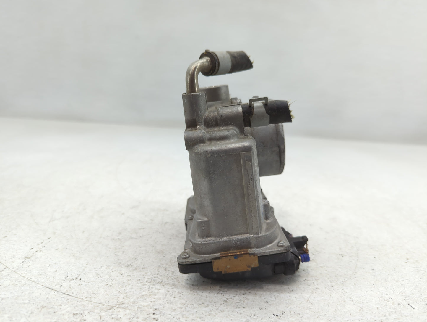 2012-2019 Nissan Versa Throttle Body P/N:3AA50-02 D Fits Fits 2012 2013 2014 2015 2016 2017 2018 2019 OEM Used Auto Parts - Oemusedautoparts1.com