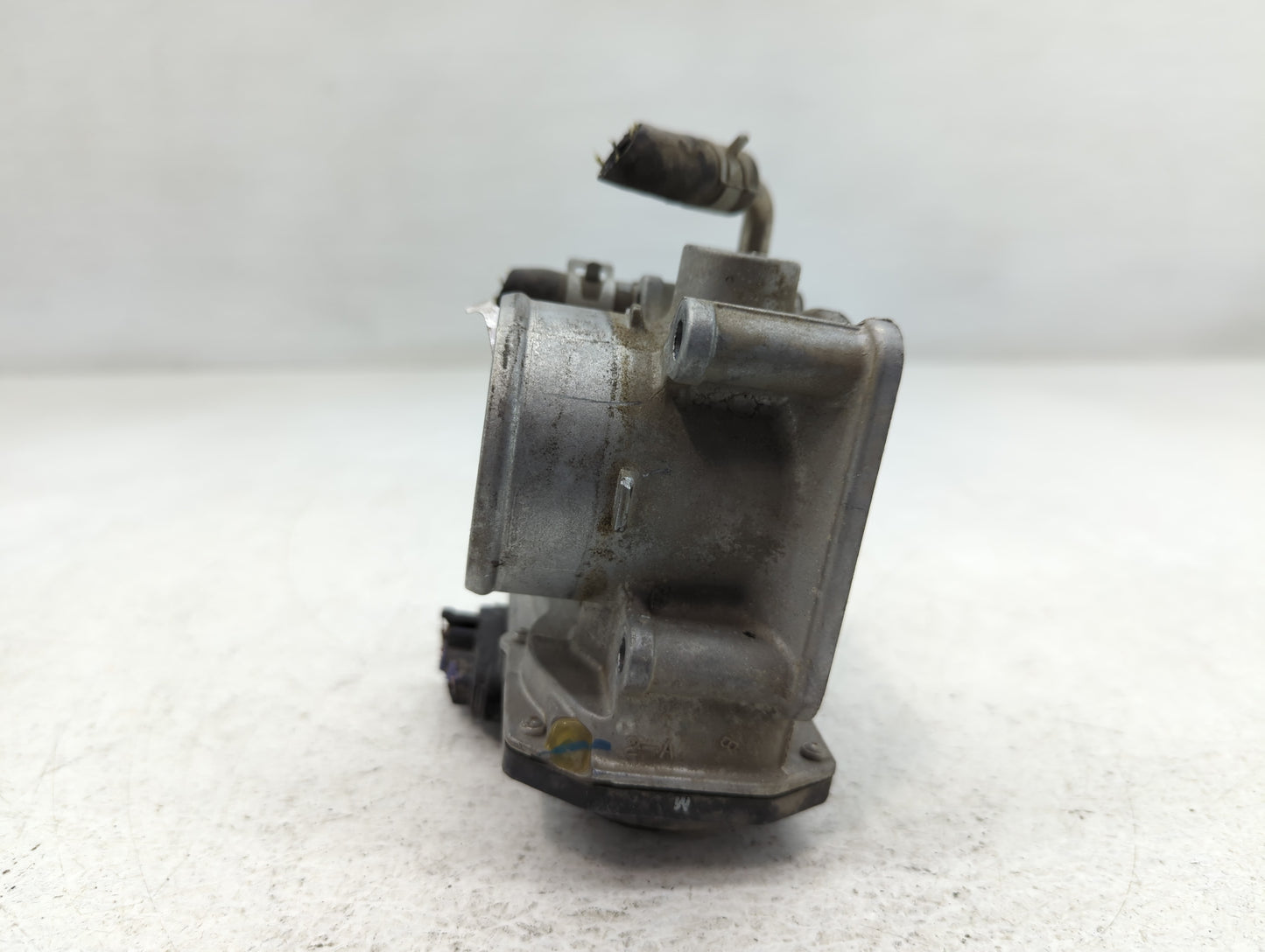 2012-2019 Nissan Versa Throttle Body P/N:3AA50-02 D Fits Fits 2012 2013 2014 2015 2016 2017 2018 2019 OEM Used Auto Parts - Oemusedautoparts1.com