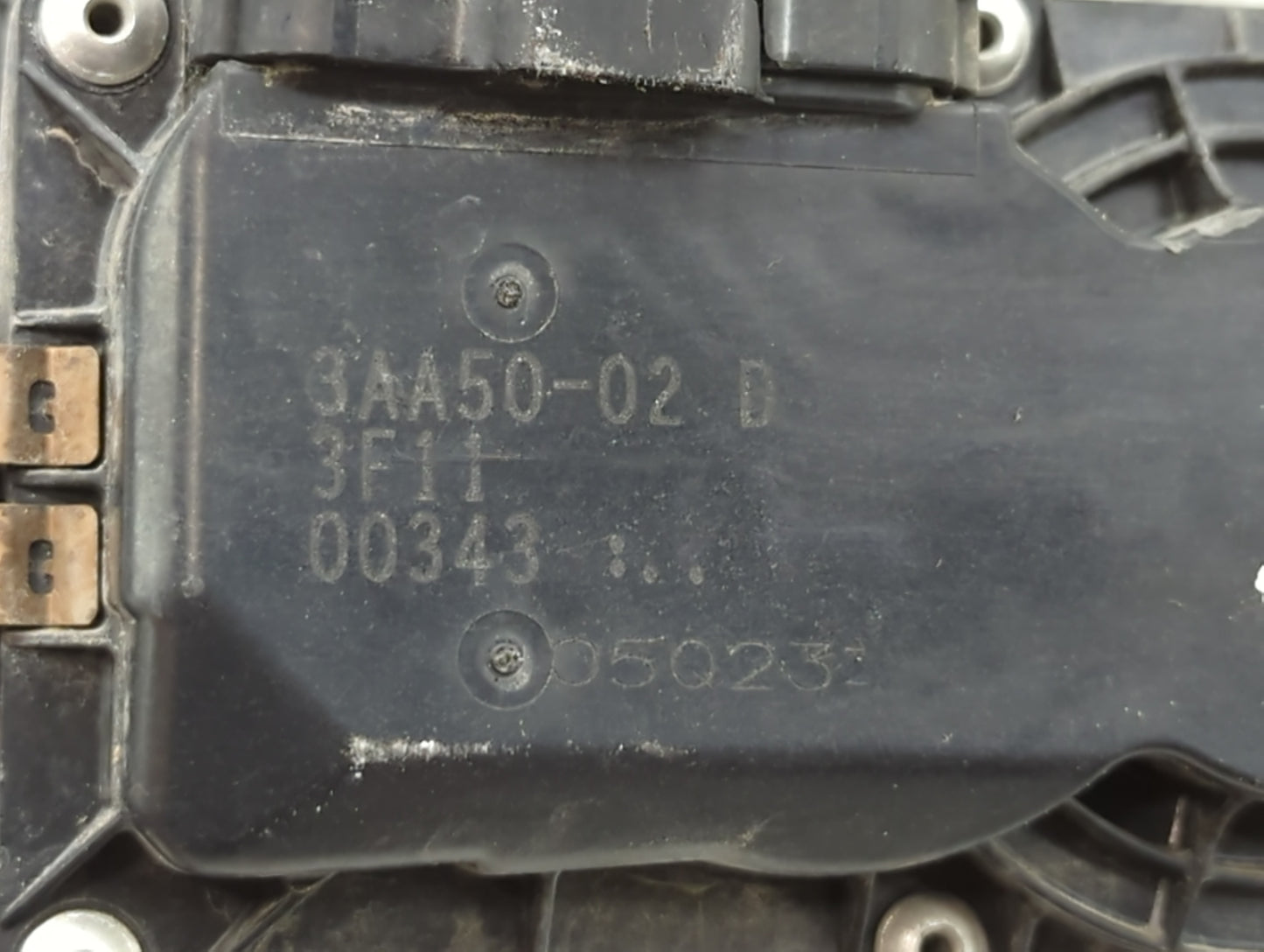 2012-2019 Nissan Versa Throttle Body P/N:3AA50-02 D Fits Fits 2012 2013 2014 2015 2016 2017 2018 2019 OEM Used Auto Parts - Oemusedautoparts1.com