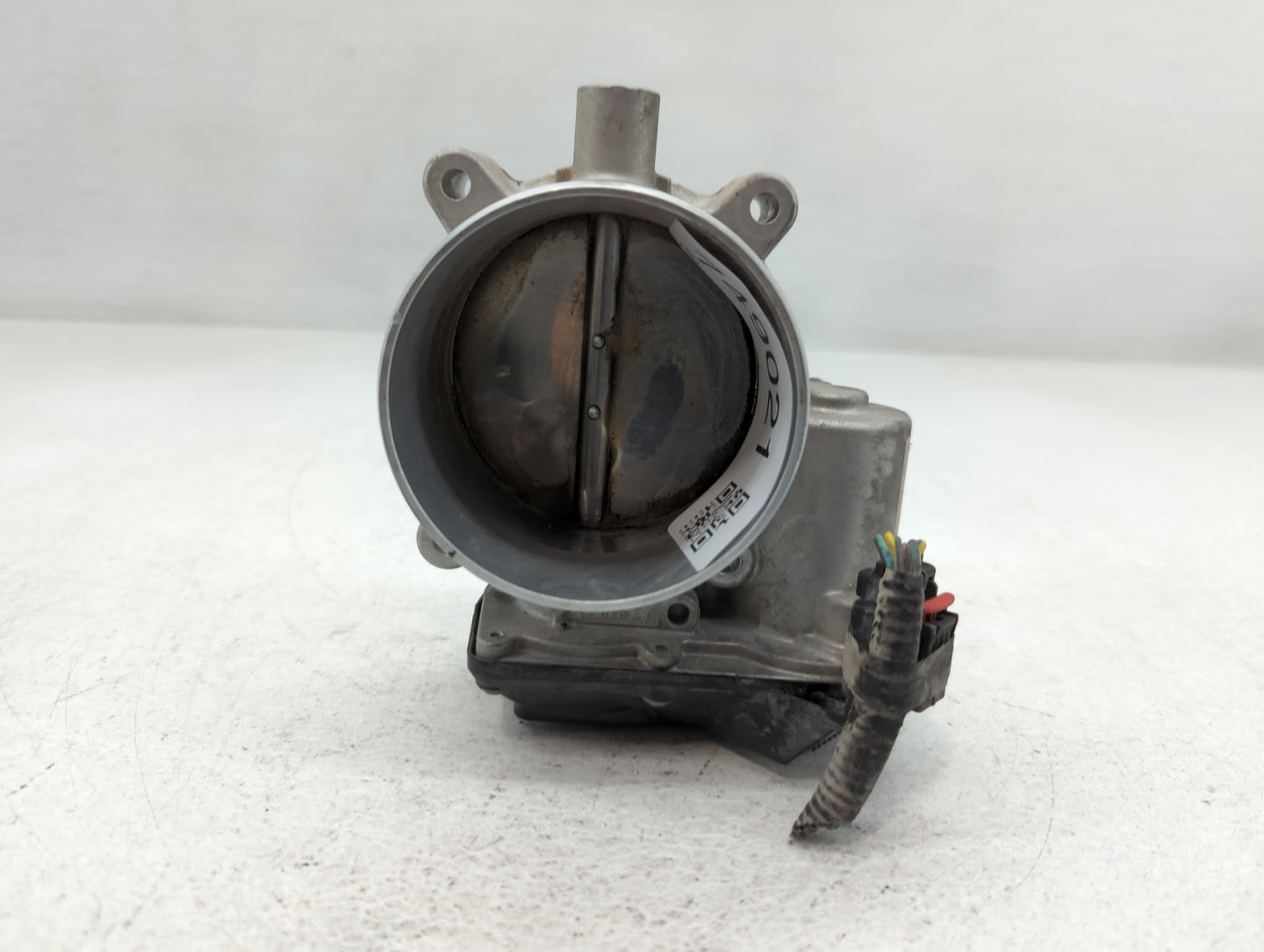 2011-2016 Ford F-150 Throttle Body P/N:000154608 Fits Fits 2011 2012 2013 2014 2015 2016 2017 2018 2019 OEM Used Auto Parts - Oemusedautoparts1.com